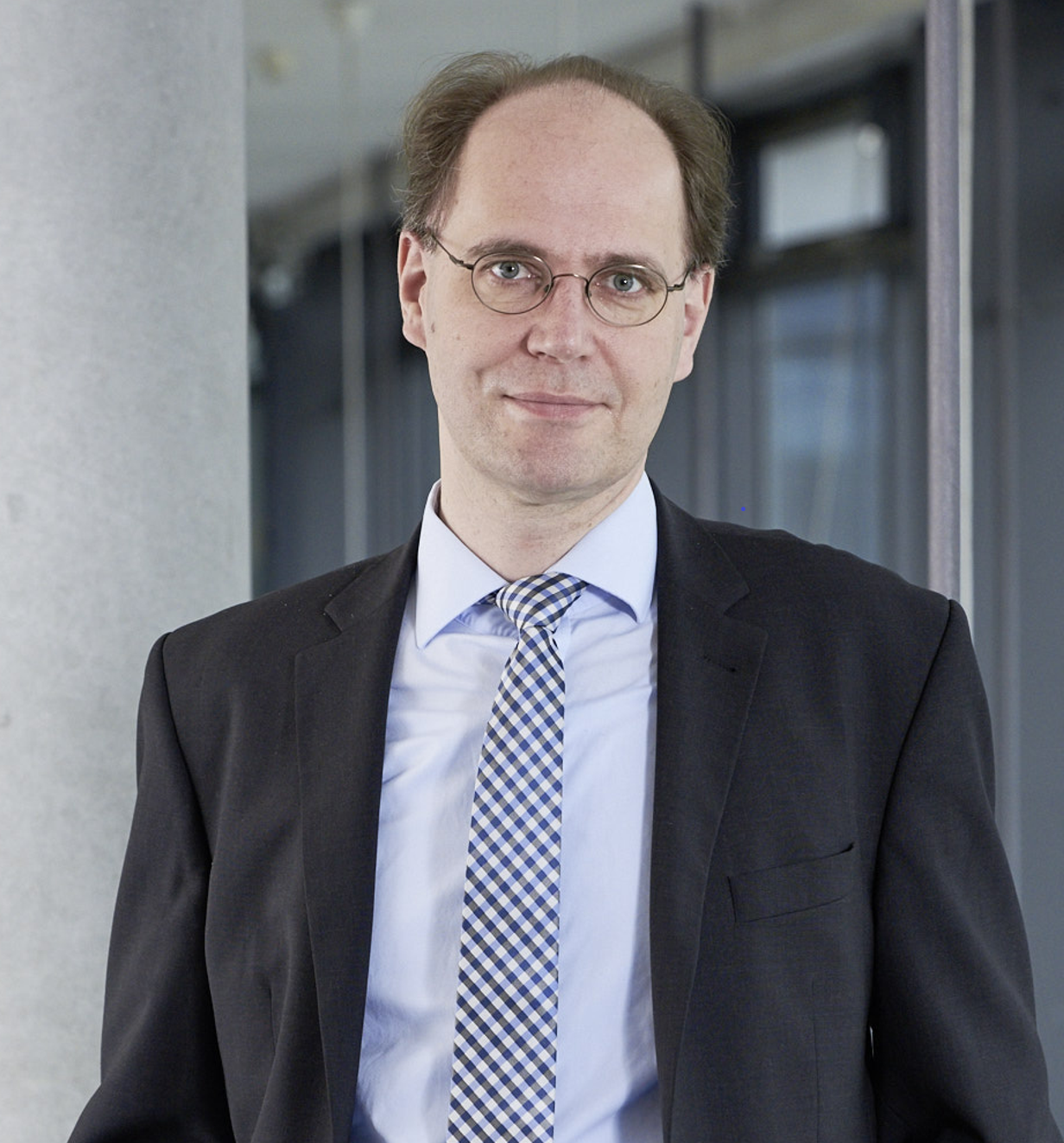 Portraitfoto Prof. Büttner